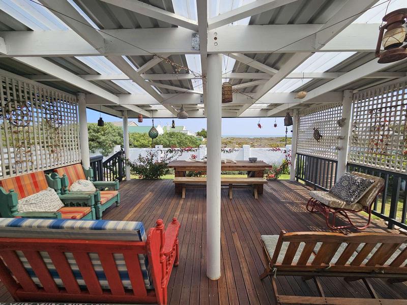4 Bedroom Property for Sale in Duyker Eiland Western Cape